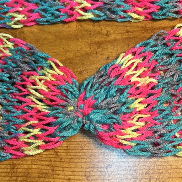 Woman/Girls Handmade combo Ear warmer and Dropped Stitch Infinity Scarf NEW - Picture 9 of 9